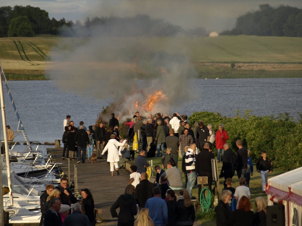 Sankt Hans Aften på havnen